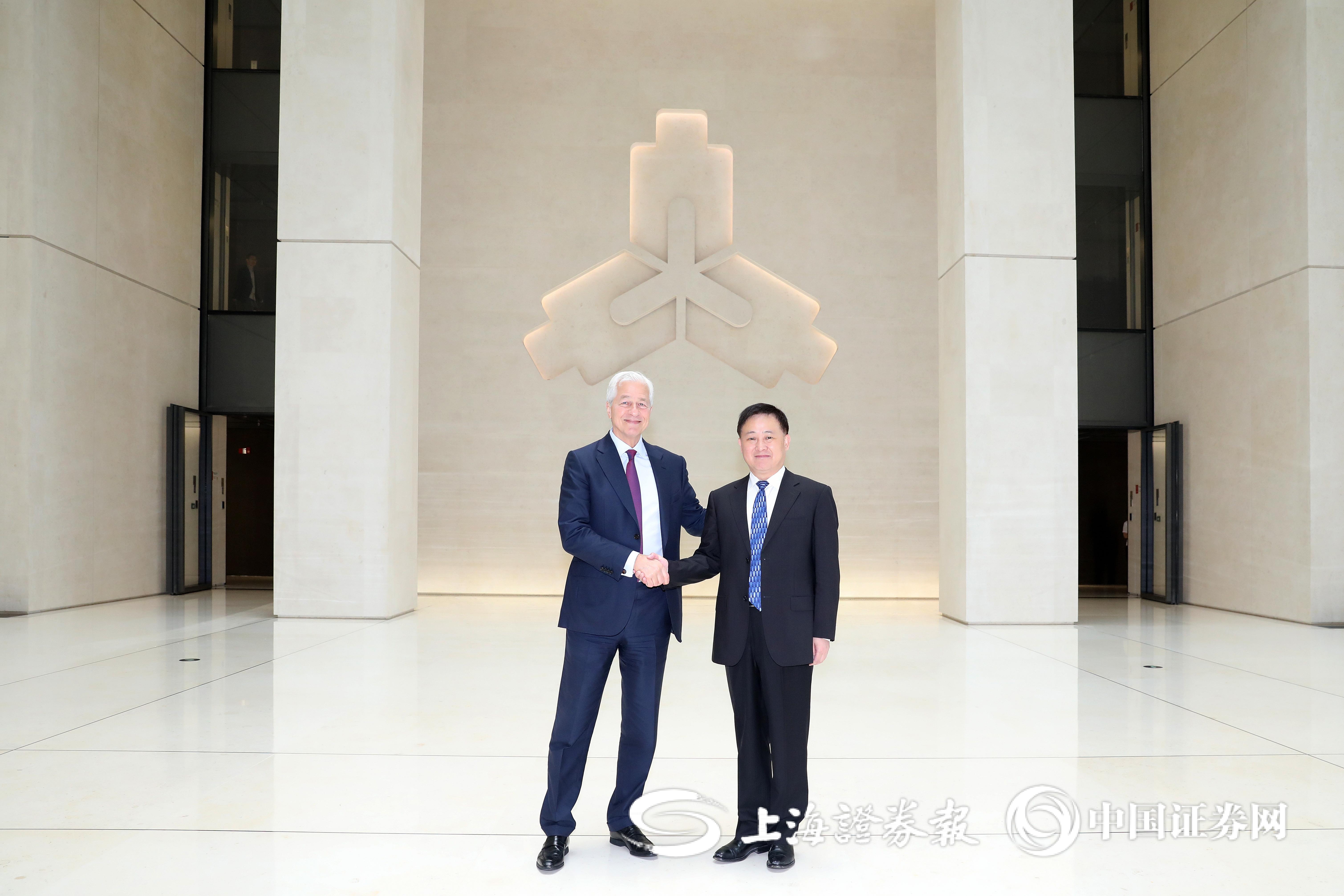 他们，将影响你的生意和生活|中国人民银行行长潘功胜