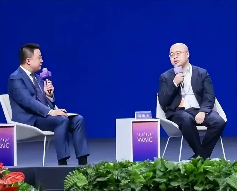 直击MiniMax业绩电话会：从大模型公司跃迁为AI平台公司