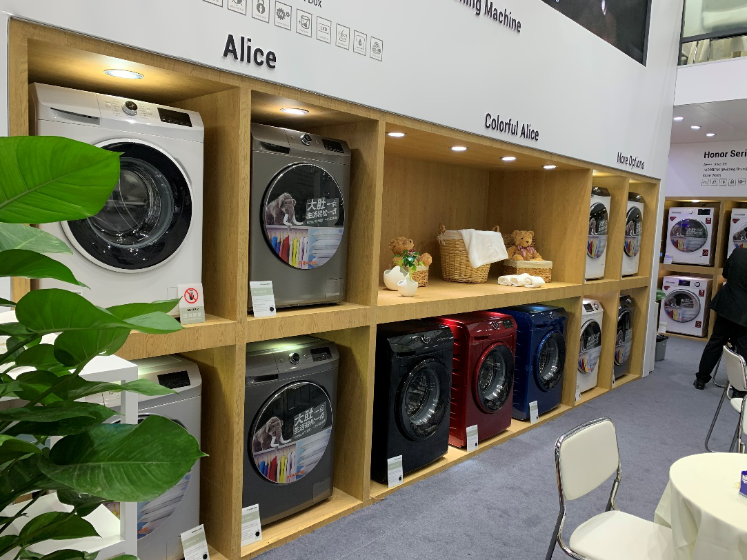 惠而浦获得外观设计专利授权:“斜滚筒洗衣机(Apex)”