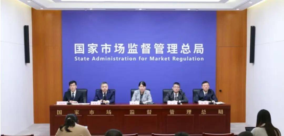 全国人大代表、隆基绿能董事长钟宝申：坚持高标准引领 破解光伏行业“内卷式”竞争