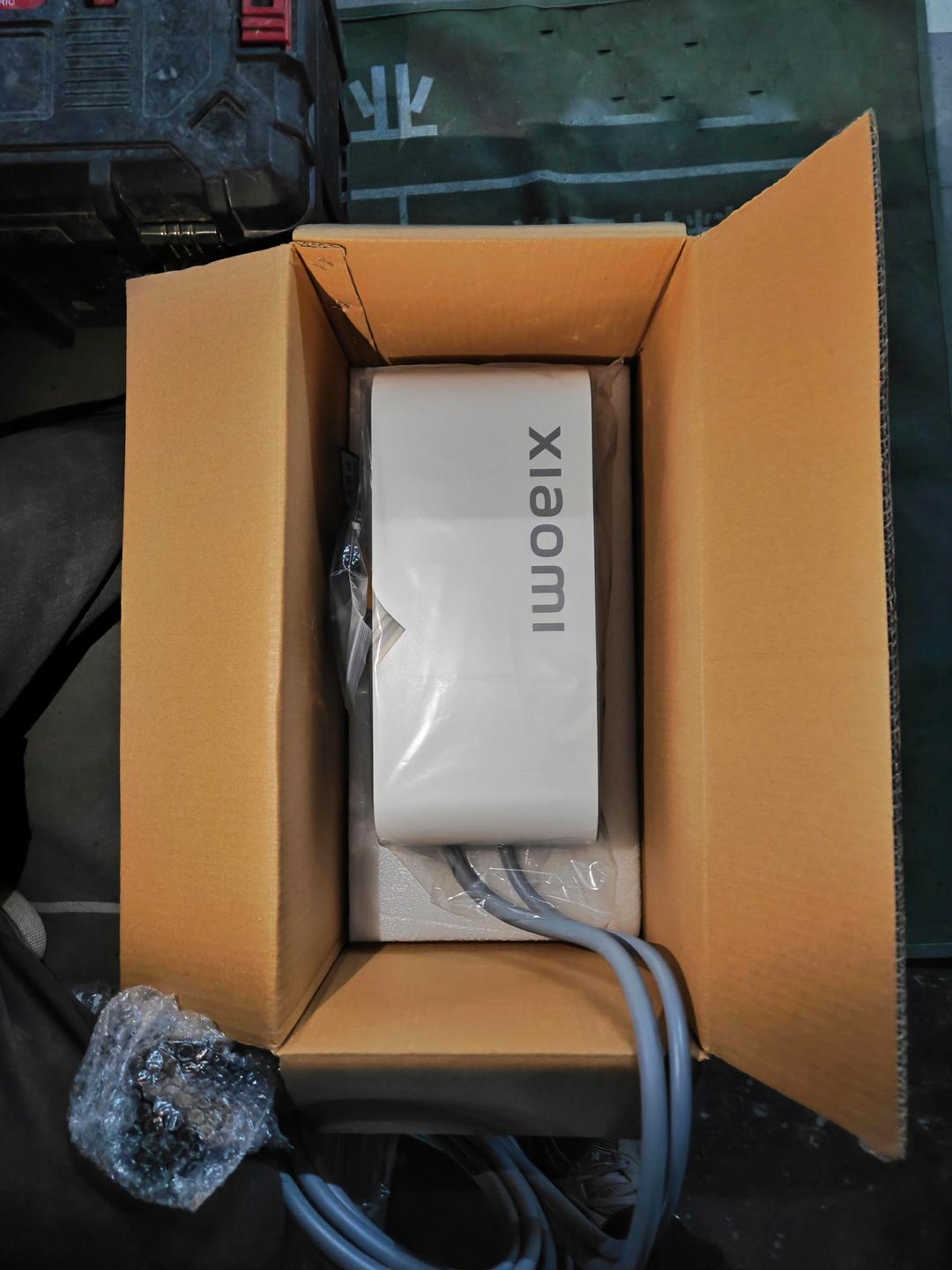 优优绿能获得外观设计专利授权：“壁挂式充电桩”