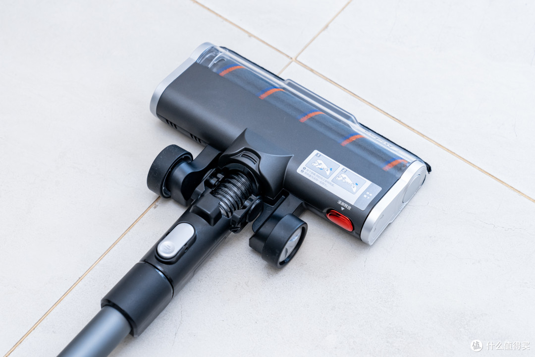 巨星科技获得外观设计专利授权：“手持吸尘器”