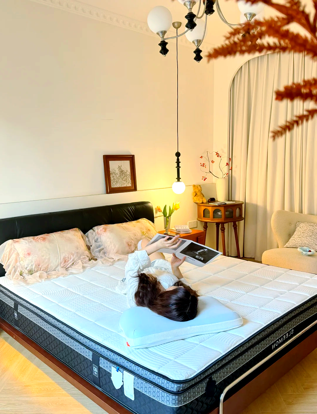 喜临门获得外观设计专利授权：“床架（DUBU-25232A）”