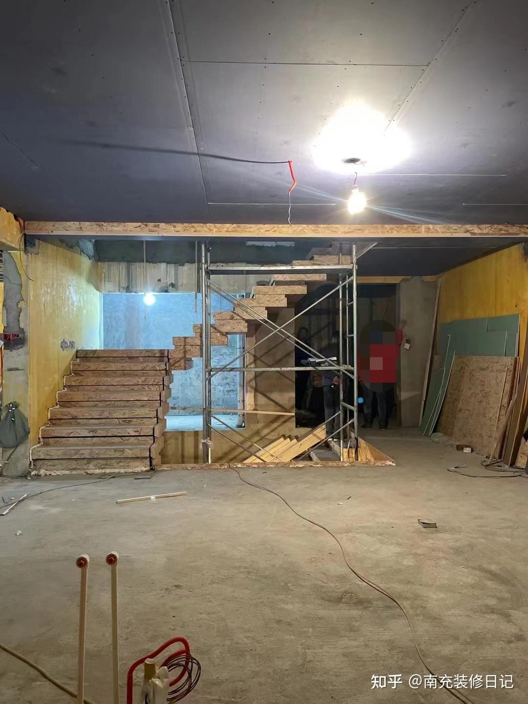 东南网架获得发明专利授权：“叠层大跨度网格结构的施工方法”