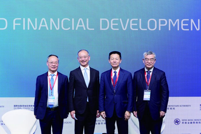 金融监管总局局长李云泽：可探讨保险资金补充银行资本