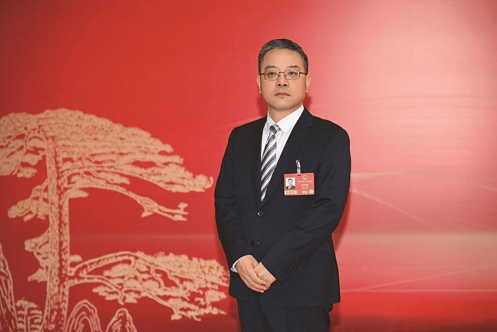 专访全国人大代表、黄冈市委书记李军杰：创新“五换”招商理念 因地制宜发展特色产业