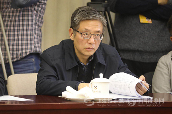 两会 | 全国人大代表、中兵红箭创新工作室负责人胡来运：深化产学研协同推动超硬材料产业创新升级