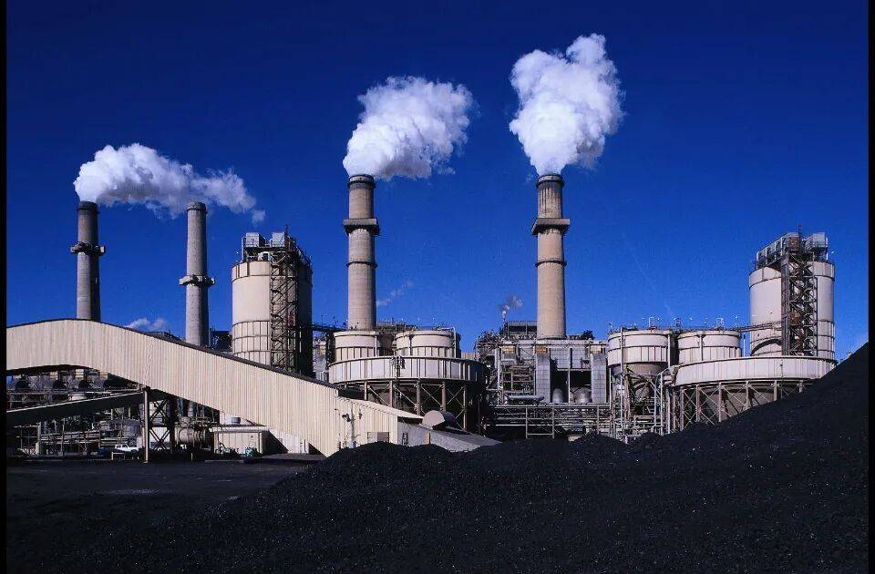 摘帽即遇业绩变脸预亏超3亿，国资入主难解红太阳经营困局