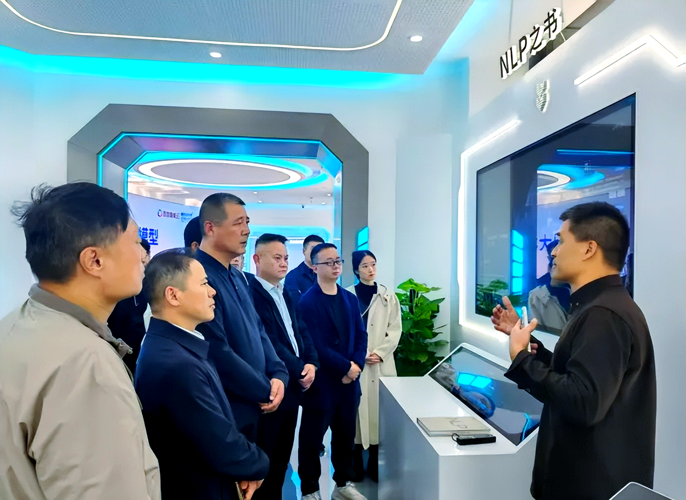 嘉环科技与华为矿山军团、徐州数字空间研究院探讨智慧矿山无人驾驶AI运营