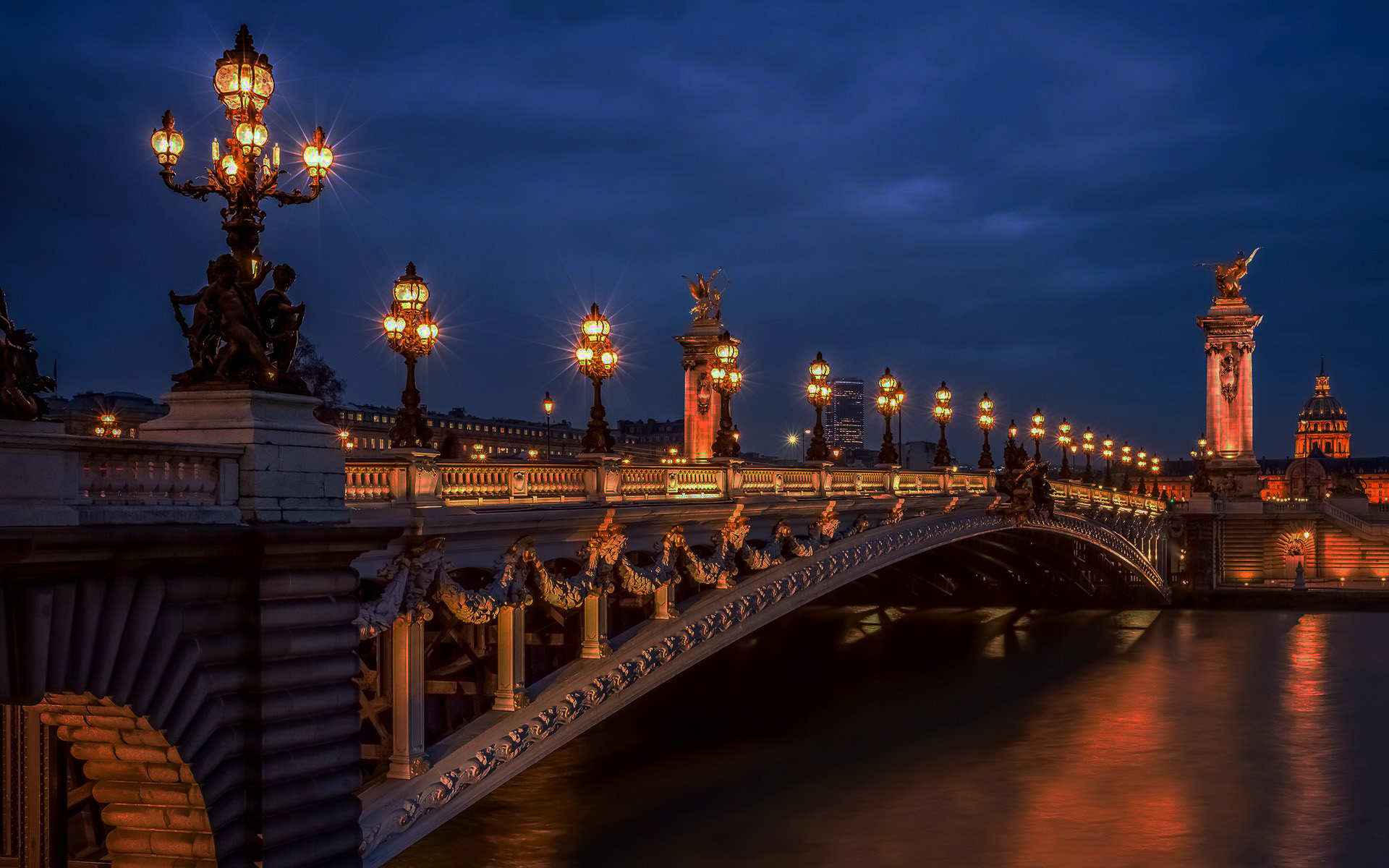 法国企业代表团拟访问阿尔及利亚重新在阿布局