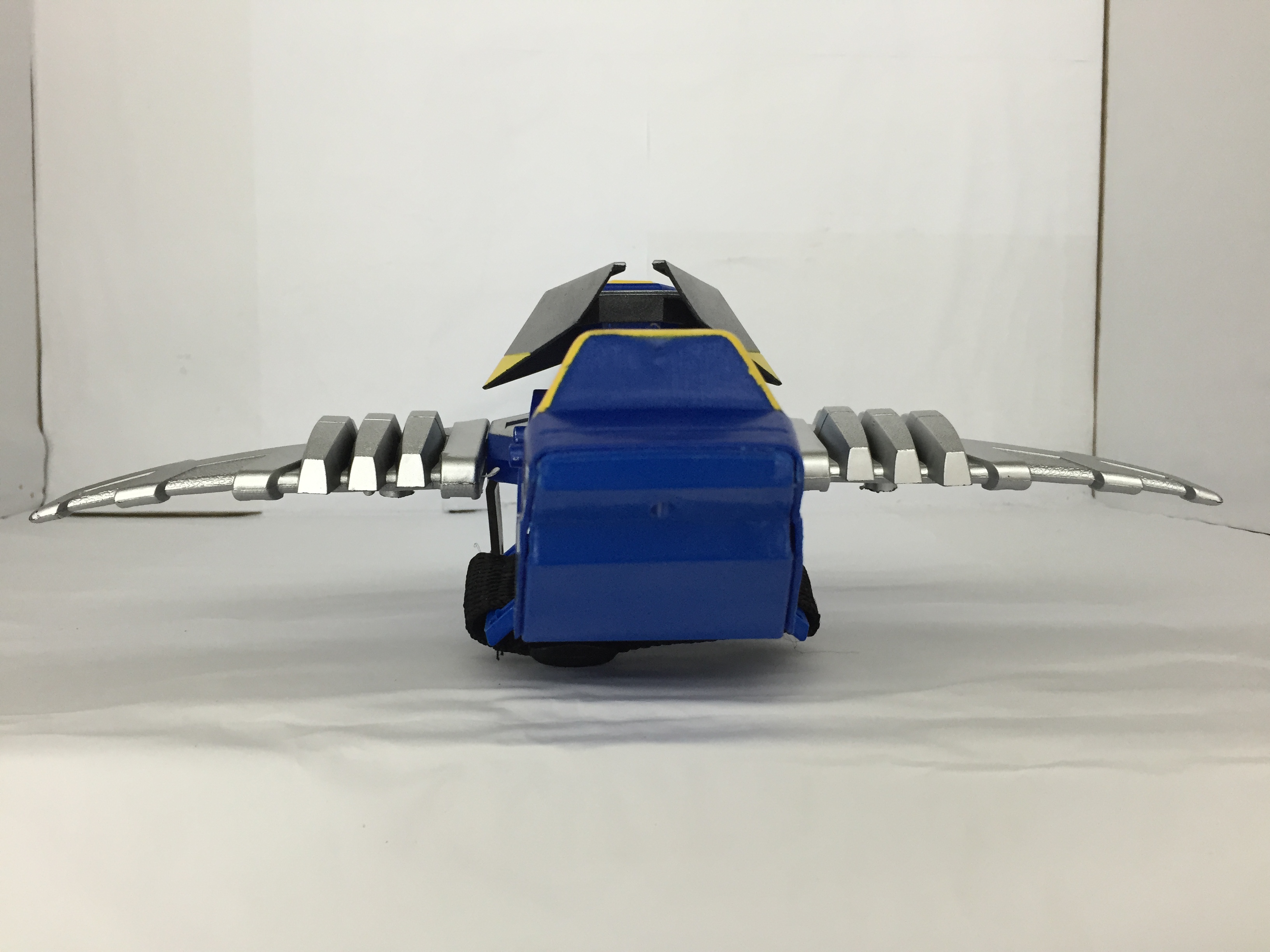 慕思股份获得外观设计专利授权：“床架（BCA1-072）”