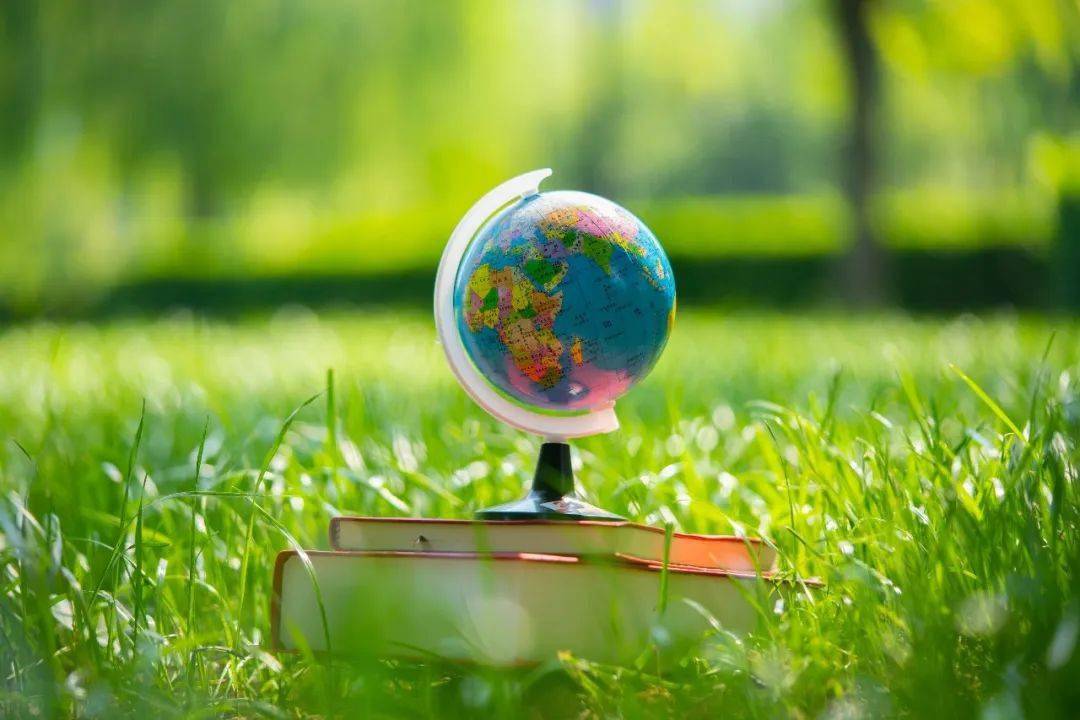 生态环境部部长黄润秋：引导更多金融资源精准支持民营企业绿色低碳发展