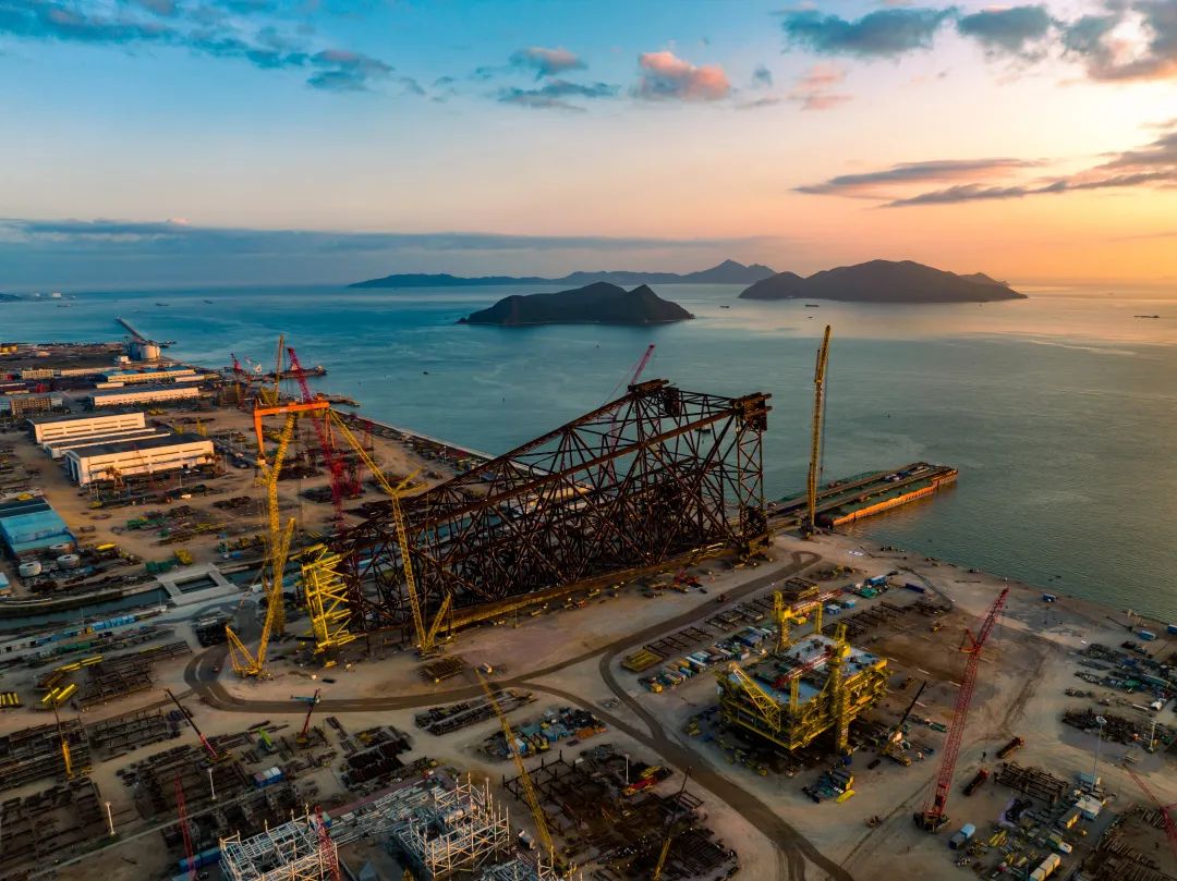 海油工程新注册《海上设施管道支架跨距设计查询软件V1.0》等3个项目的软件著作权