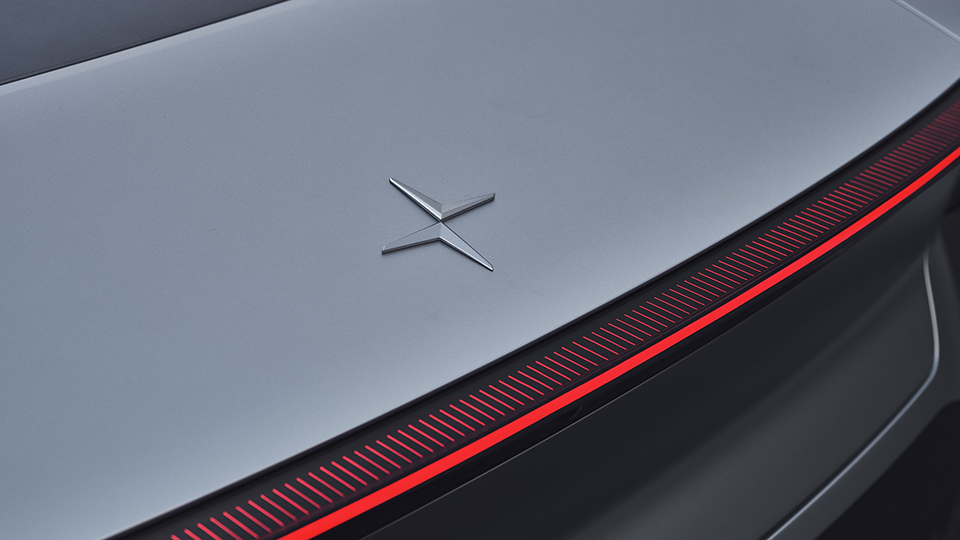 劳斯莱斯调整电动化计划：一场趋势与现实的艰难再平衡