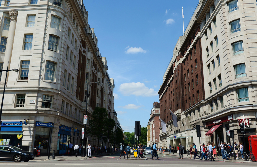 劳埃德银行力争通过扩大数据业务成为“英国最大金融科技公司”