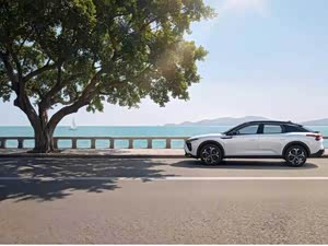 东风雪铁龙推新款凡尔赛C5X 神龙汽车换帅后迎战略观察期